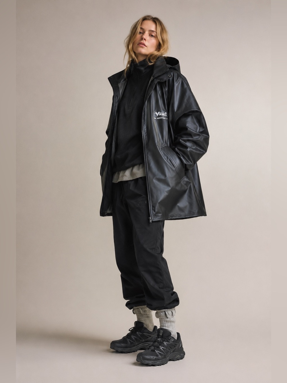 Viking Journeyman 2XL Black PVC Oil Resistant Hooded Rain Jacket Workwear - Picture 3 of 16